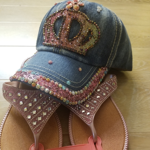 Slides - Picture 7 of 7